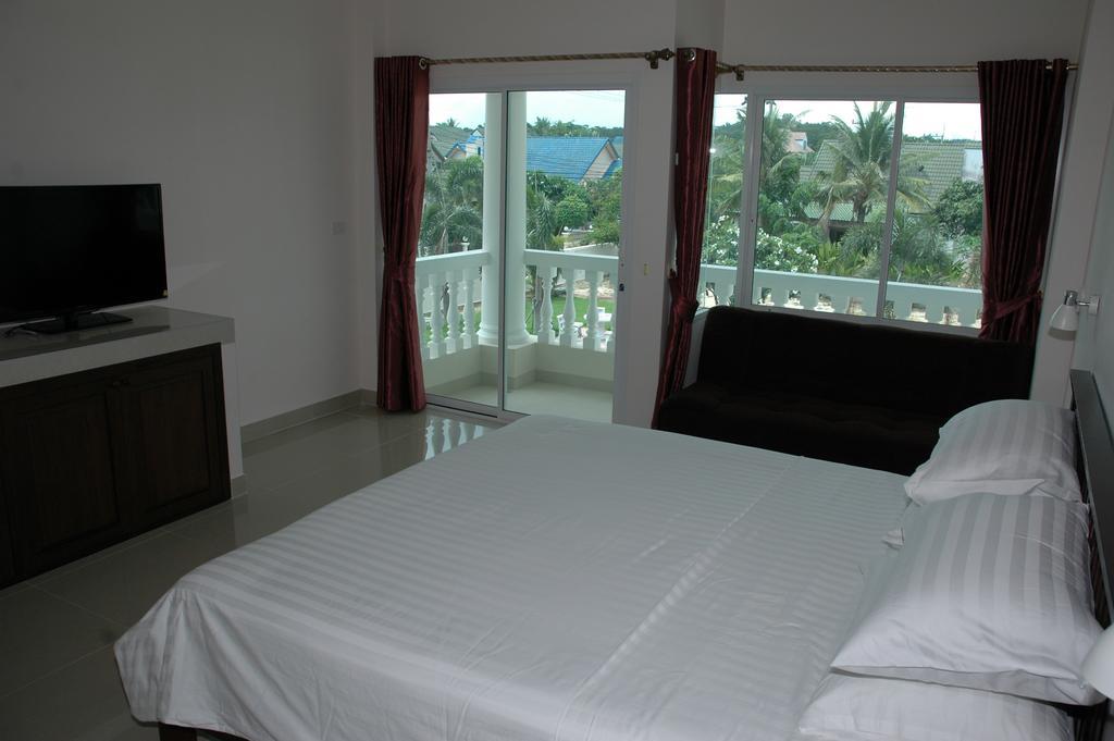 East Shore Pattaya Resort Nong Prue Bagian luar foto