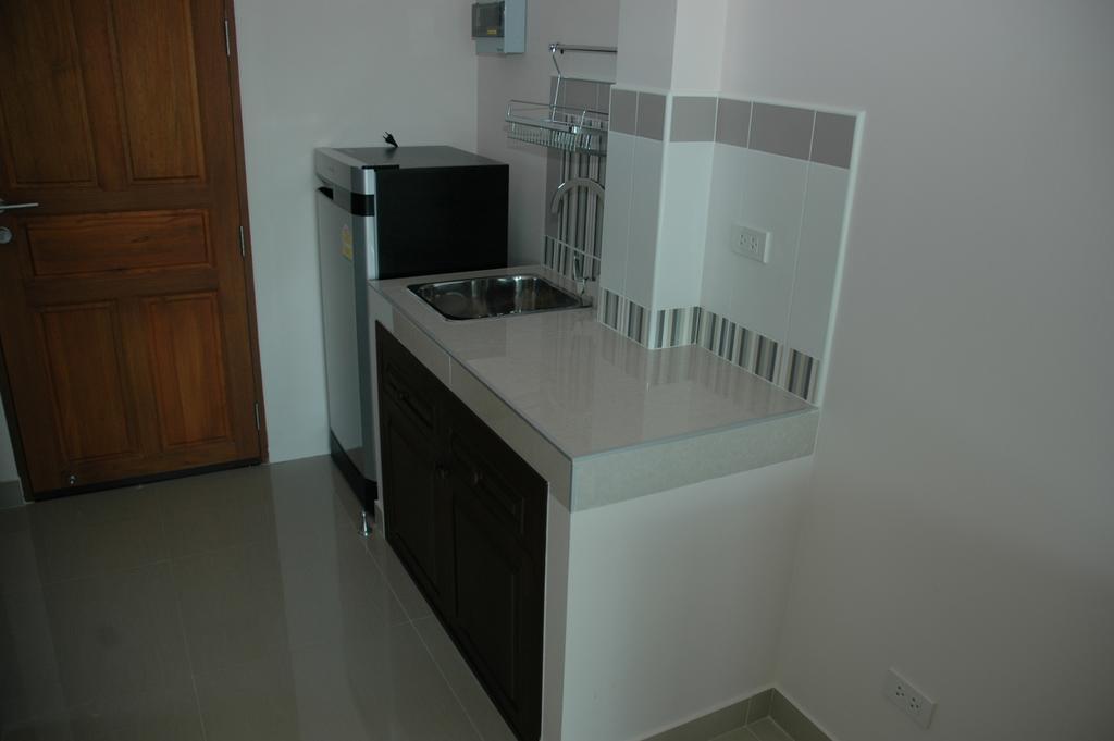 East Shore Pattaya Resort Nong Prue Bagian luar foto